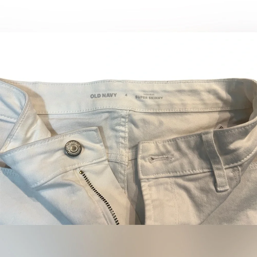 Old Navy High Rise Super Skinny Women's White Jeans Size 4